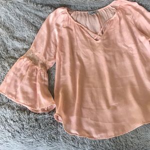 Rough silk pink top with detailed sleeves